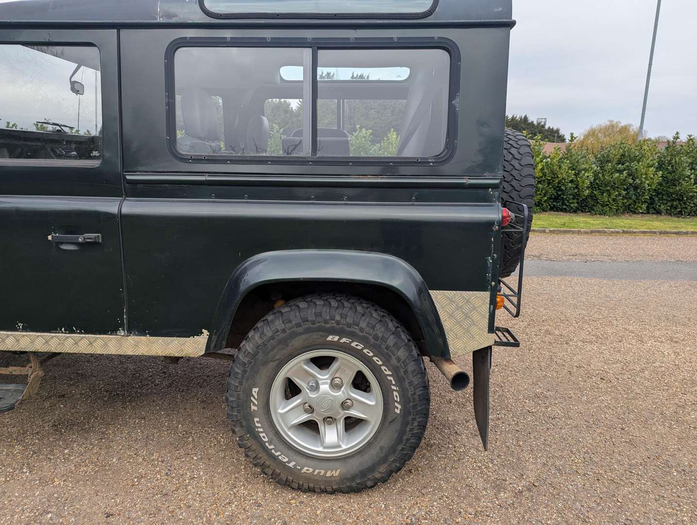 <p>1996 LAND ROVER DEFENDER 90 TDI</p>