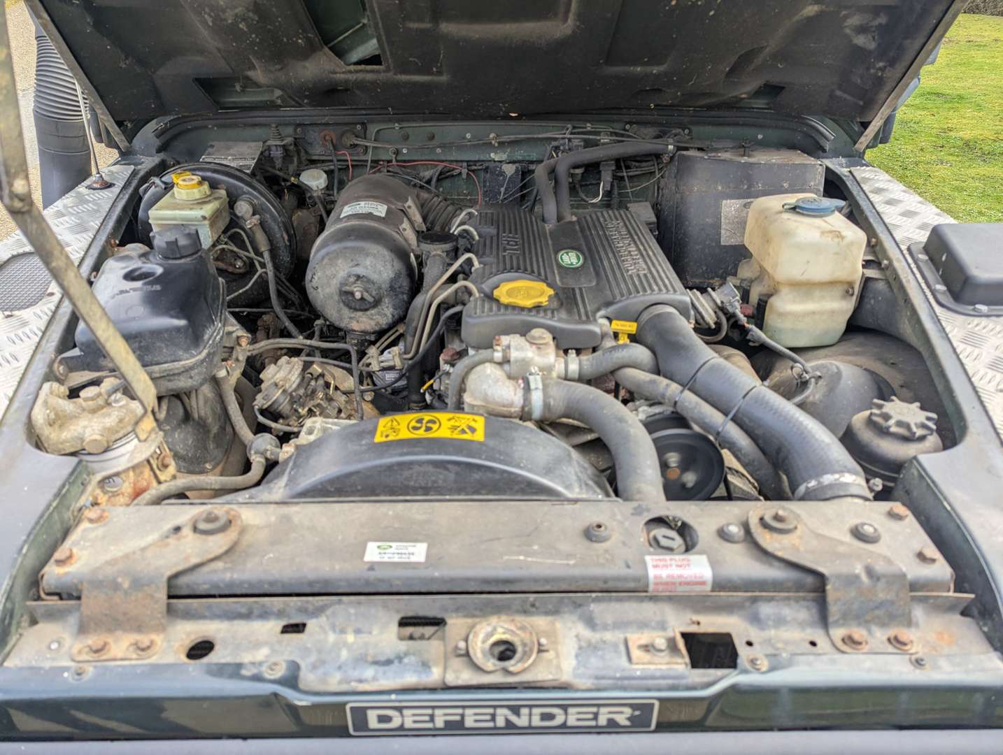<p>1996 LAND ROVER DEFENDER 90 TDI</p>