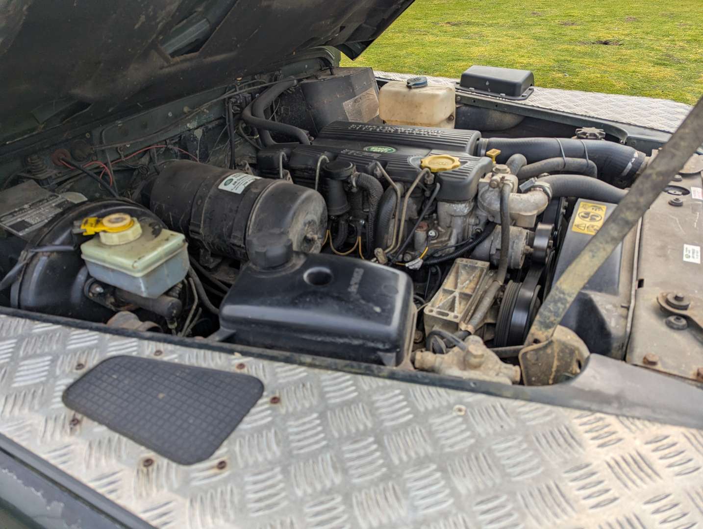 <p>1996 LAND ROVER DEFENDER 90 TDI</p>