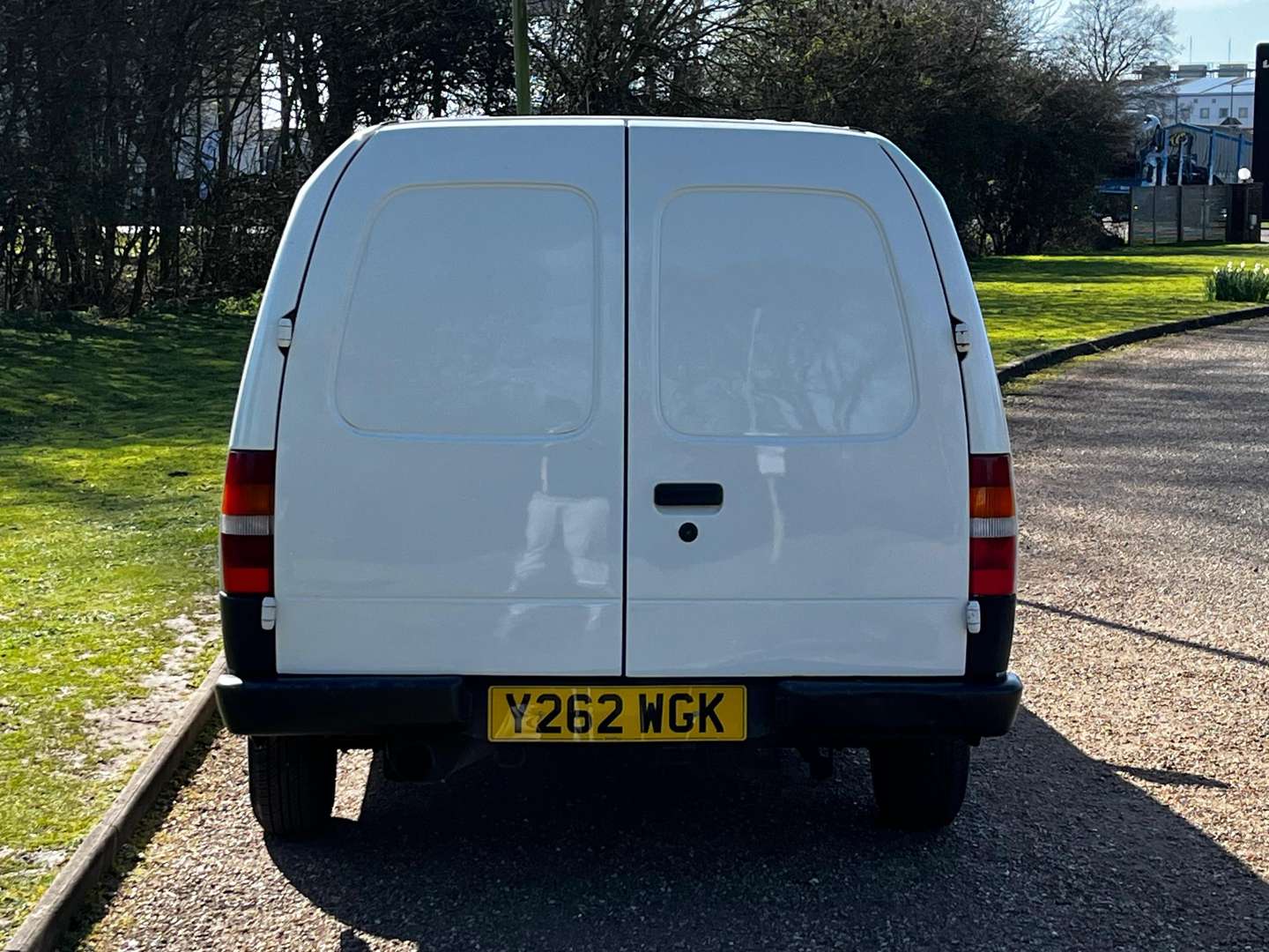 <p>2001 FORD ESCORT VAN 55D</p>