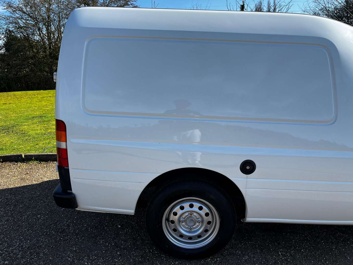 <p>2001 FORD ESCORT VAN 55D</p>