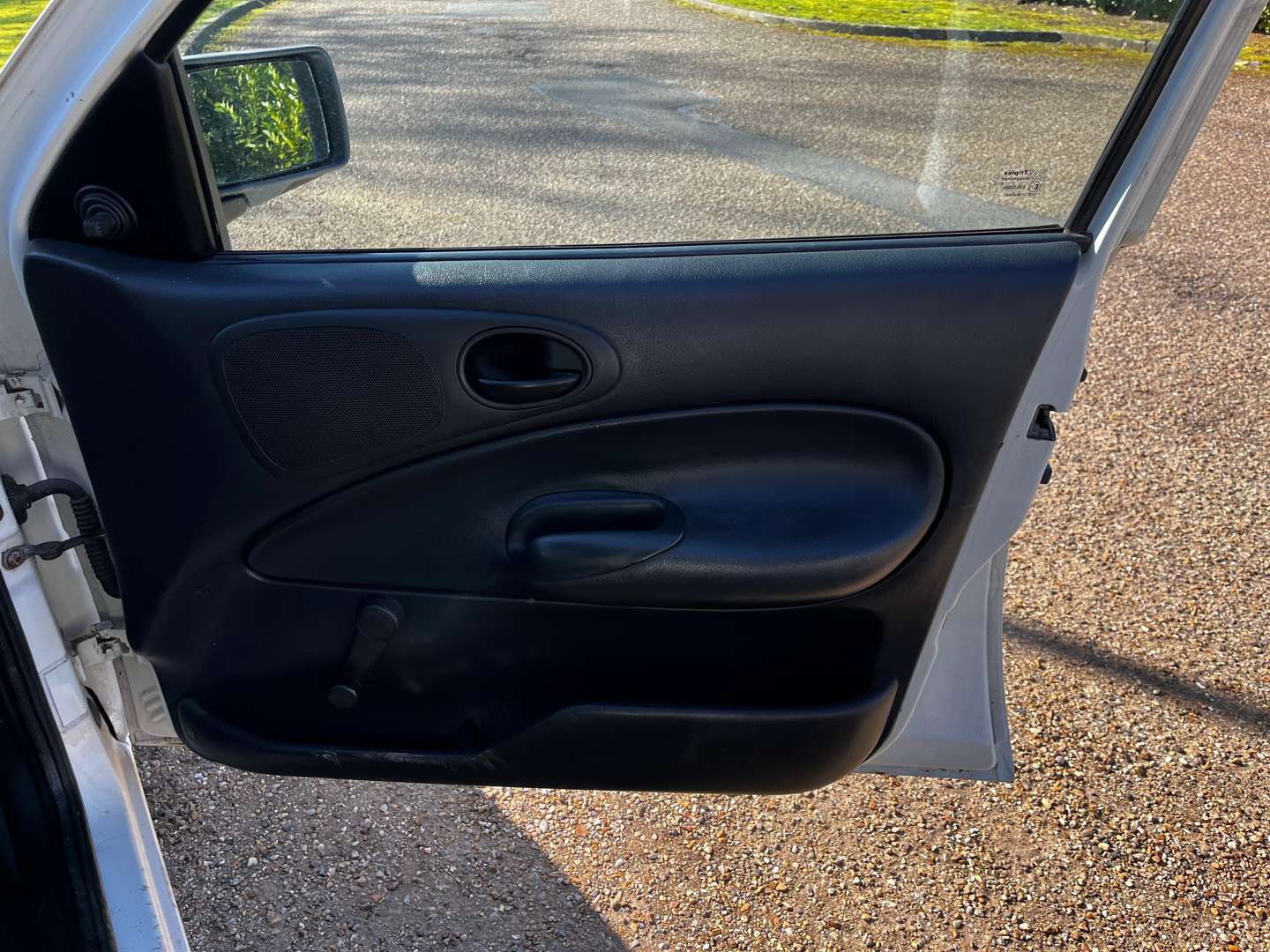 <p>2001 FORD ESCORT VAN 55D</p>