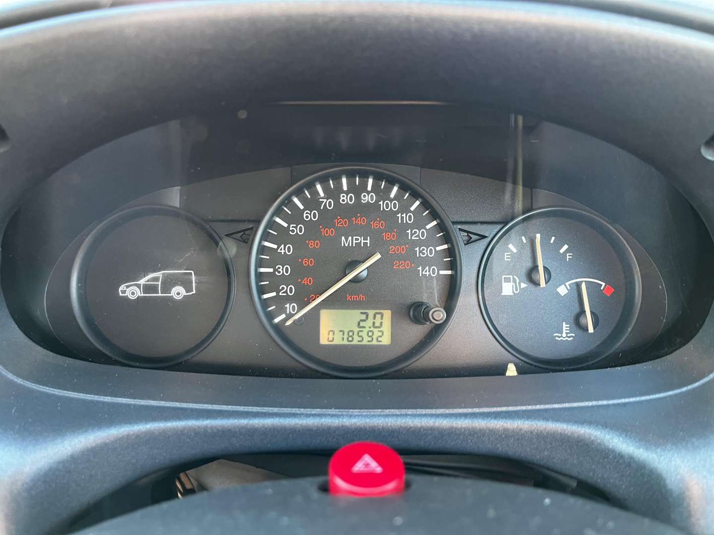 <p>2001 FORD ESCORT VAN 55D</p>