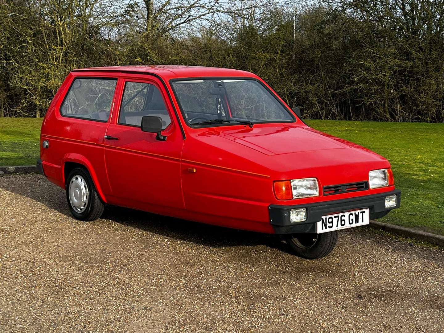 <p>1995 RELIANT ROBIN LX</p>