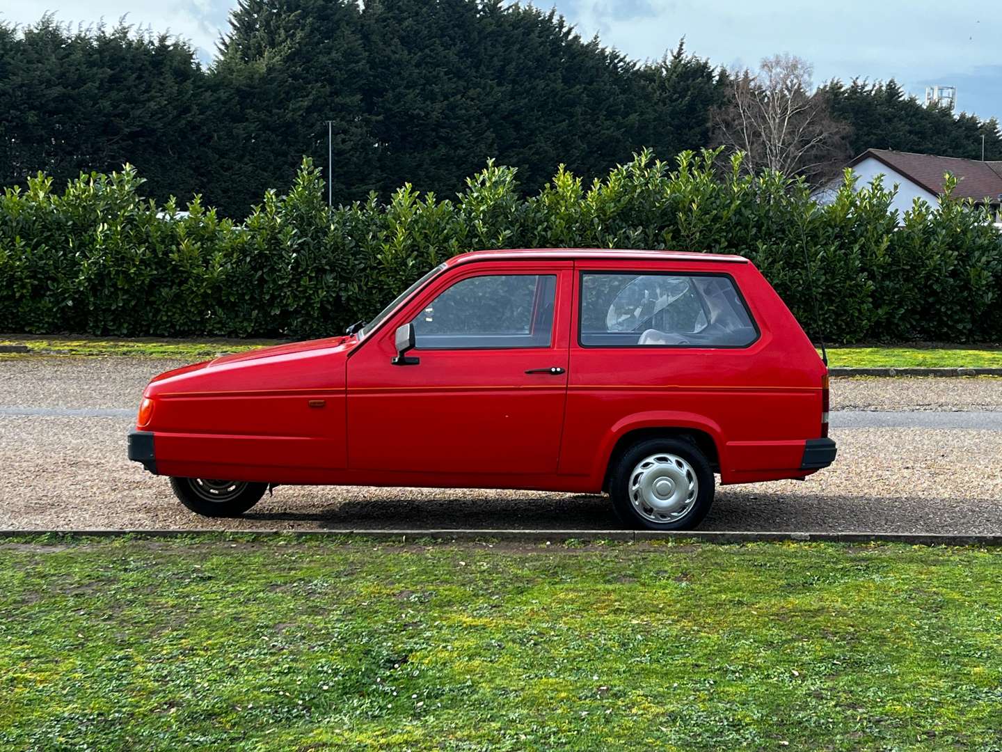 <p>1995 RELIANT ROBIN LX</p>