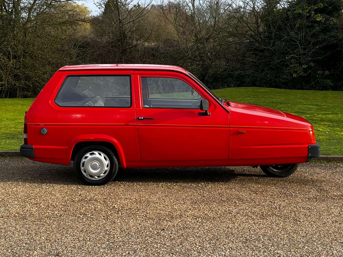 <p>1995 RELIANT ROBIN LX</p>