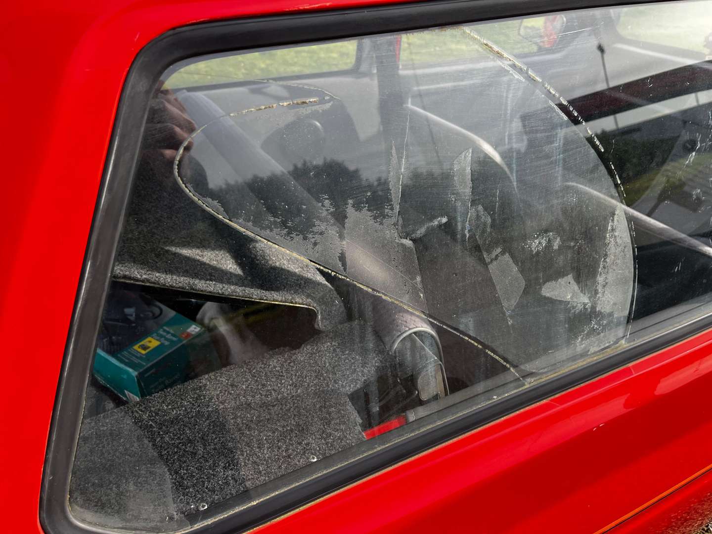 <p>1995 RELIANT ROBIN LX</p>