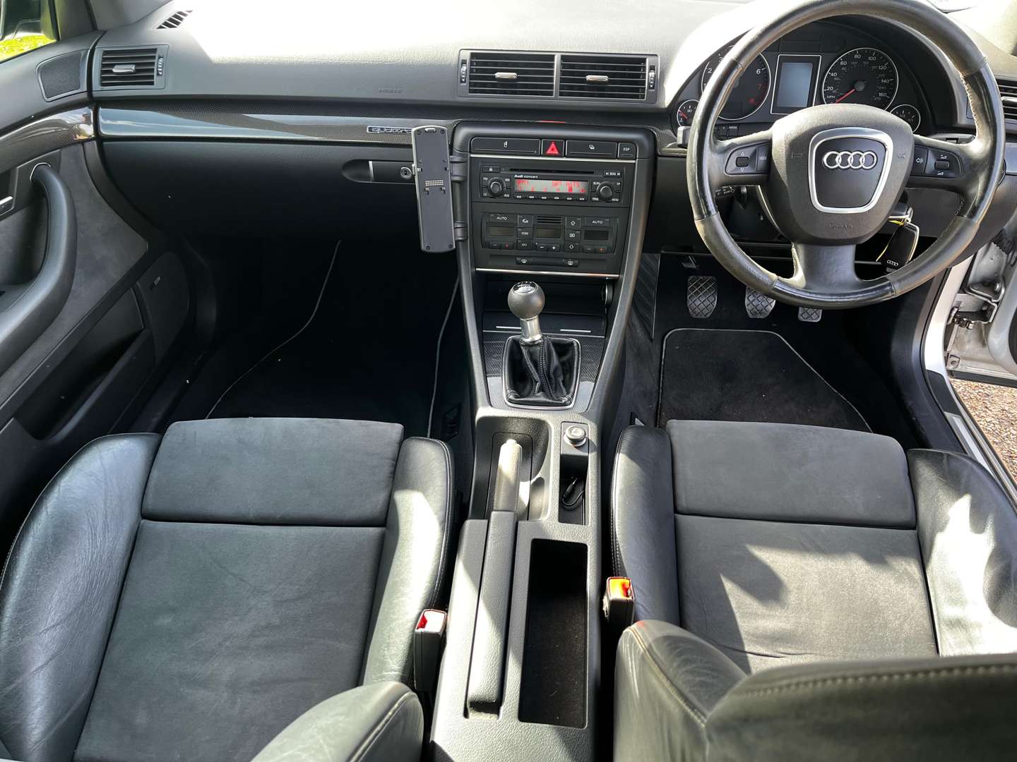 <p>2006 AUDI A4 DTM T QUATTRO</p>