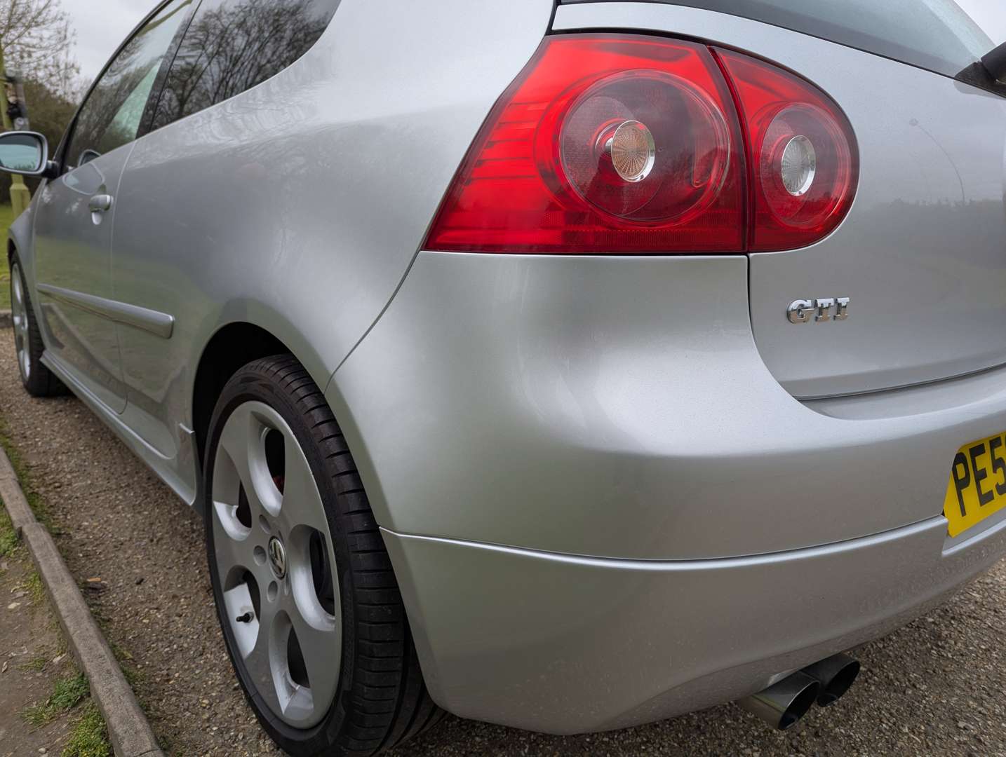 <p>2007 VW GOLF GTi</p>