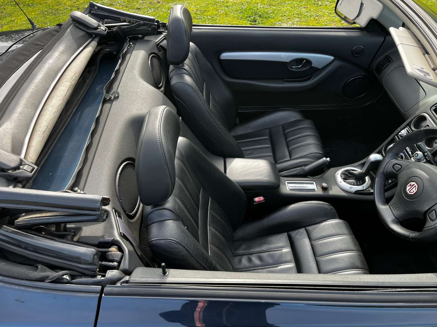 <p>2002 MG F STEPTRONIC</p>