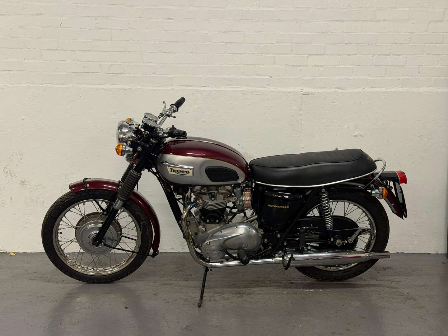 <p>1970 TRIUMPH BONNEVILLE T120</p>