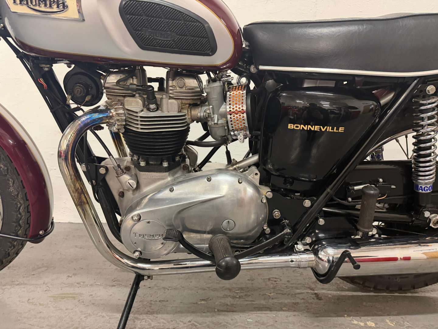 <p>1970 TRIUMPH BONNEVILLE T120</p>