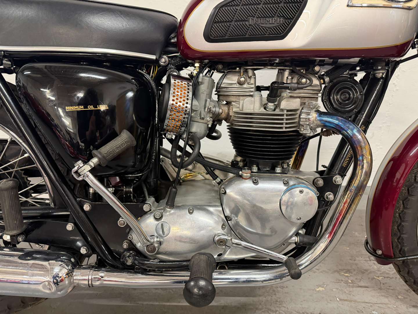 <p>1970 TRIUMPH BONNEVILLE T120</p>