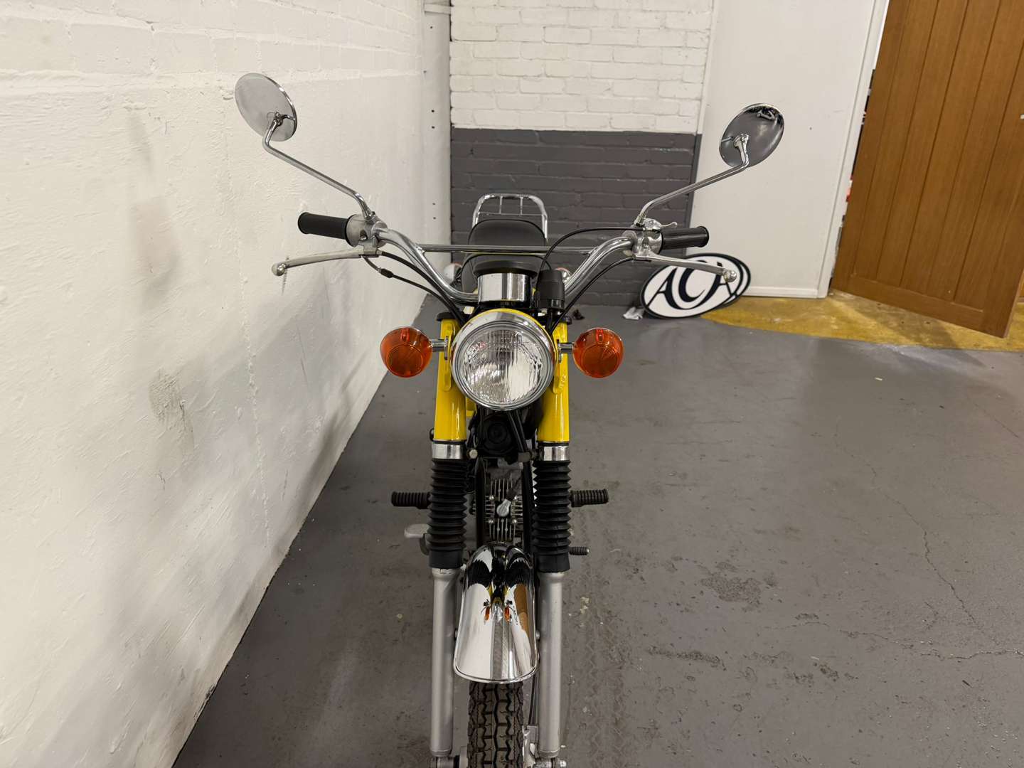 <p>1997 YAMAHA YB1</p>