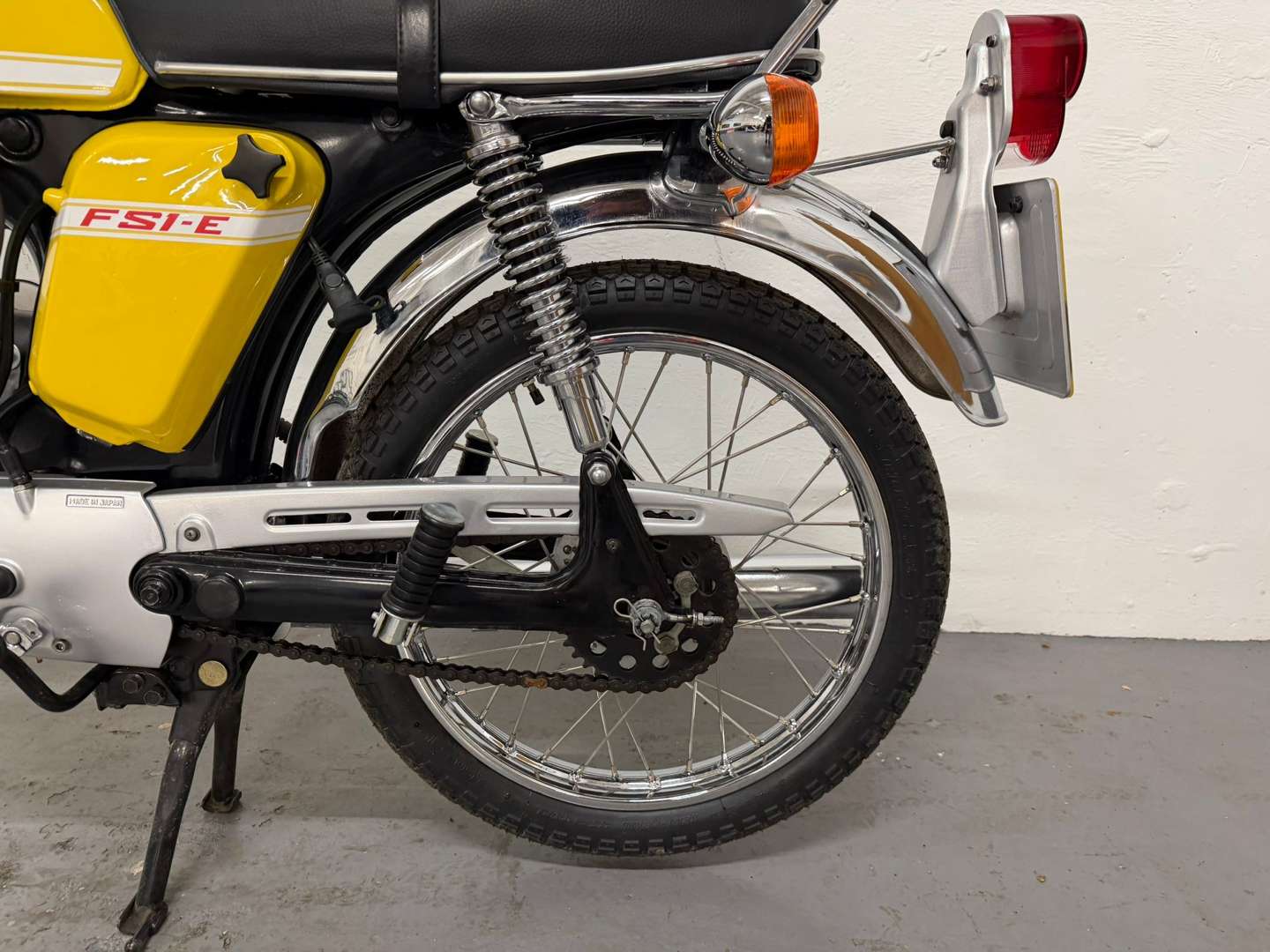 <p>1997 YAMAHA YB1</p>