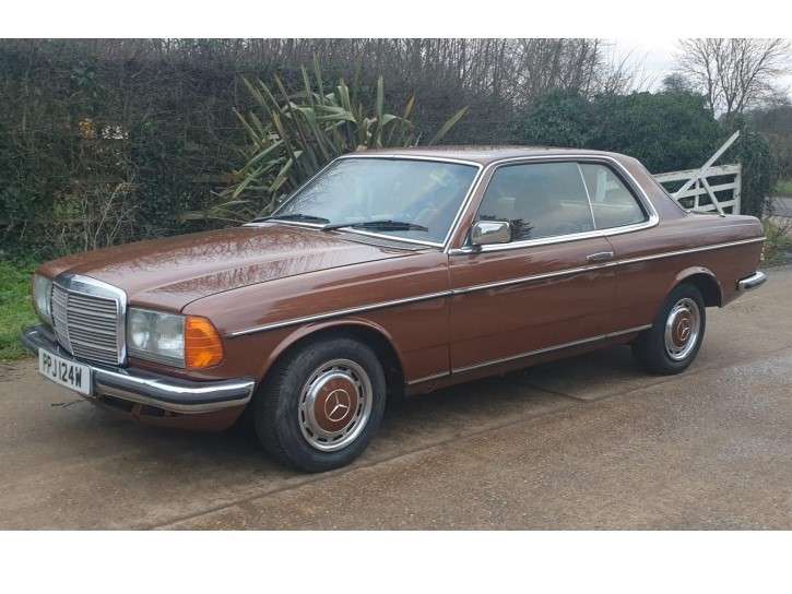 <p>1980 MERCEDES 230 CW W123 AUTO</p>