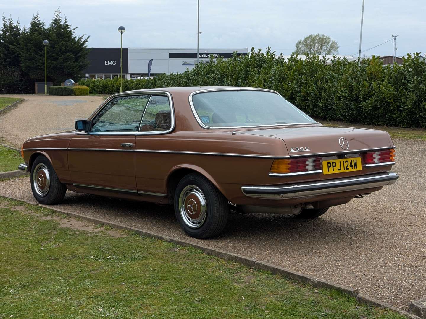 <p>1980 MERCEDES C230 C123 COUPE AUTO</p>