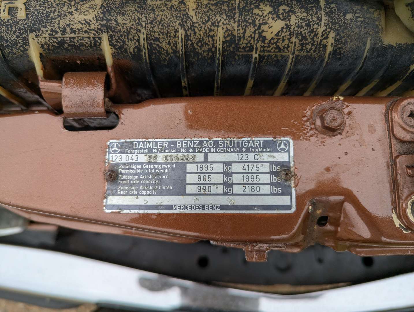 <p>1980 MERCEDES C230 C123 COUPE AUTO</p>