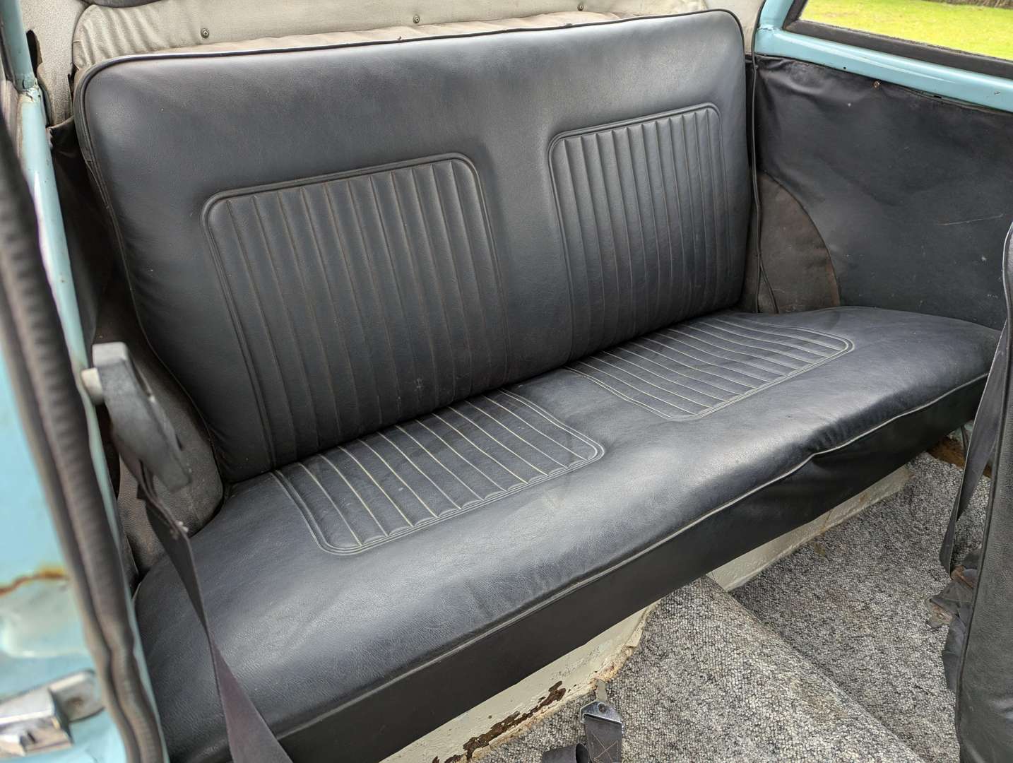 <p>1971 MORRIS MINOR POLICE CAR</p>