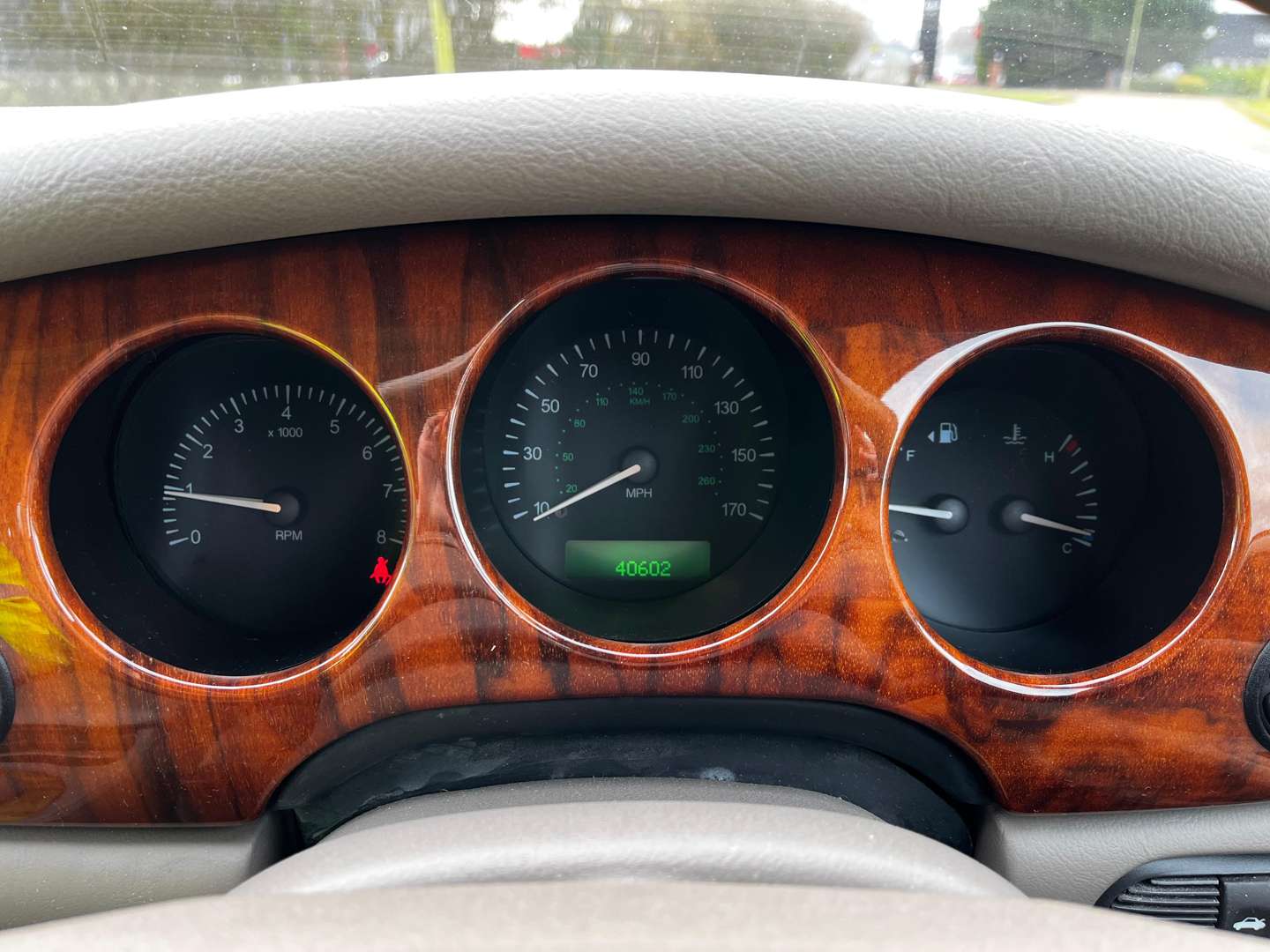 <p>1998 JAGUAR XJ8 AUTO</p>