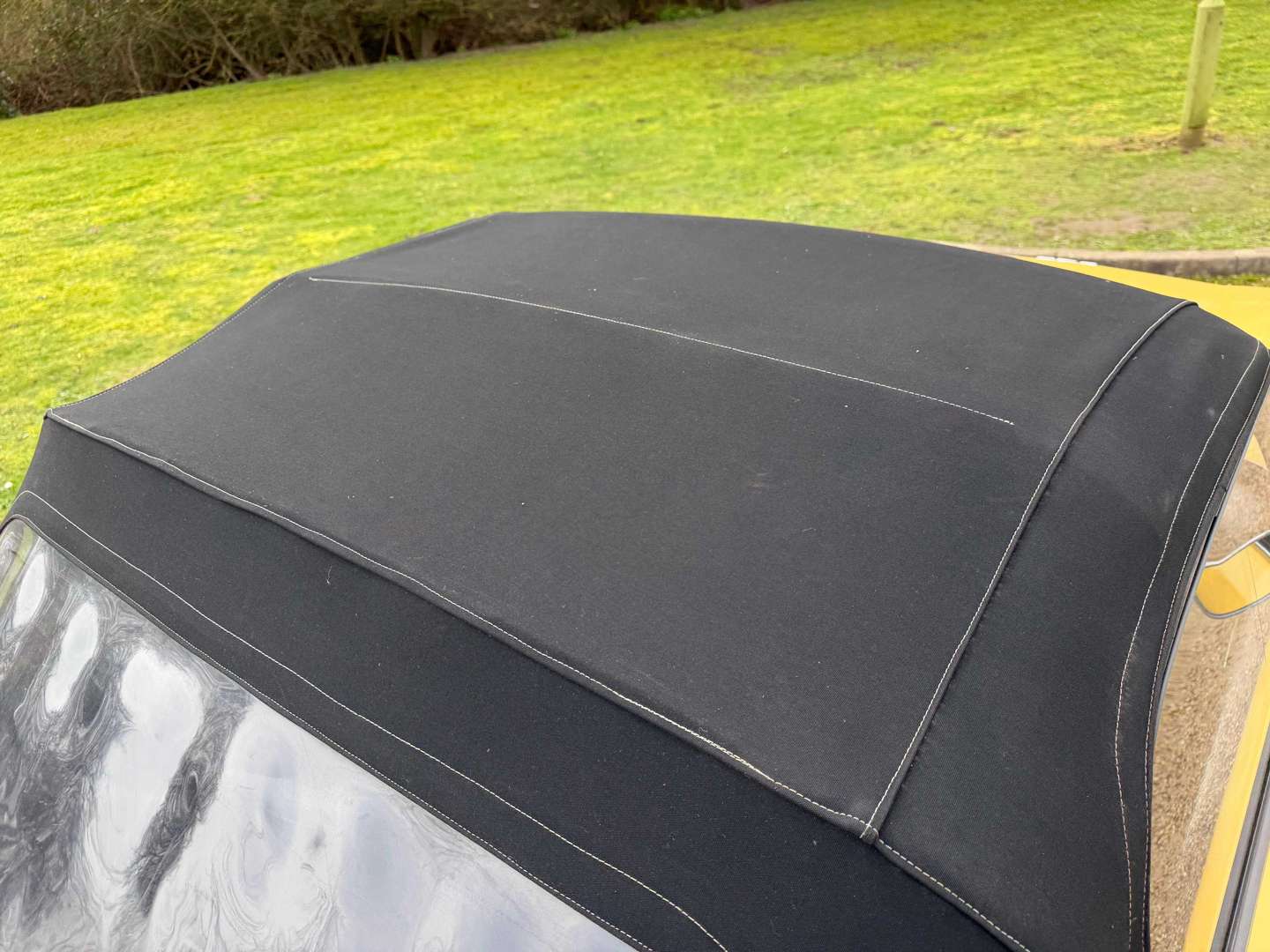 <p>1973 PEUGEOT 304 CONVERTIBLE</p>