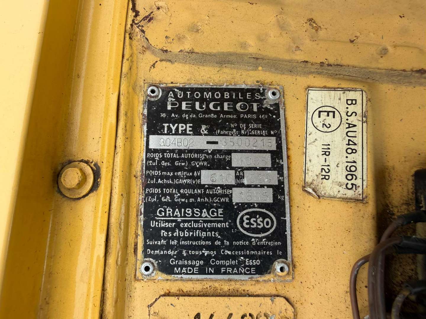 <p>1973 PEUGEOT 304 CONVERTIBLE</p>