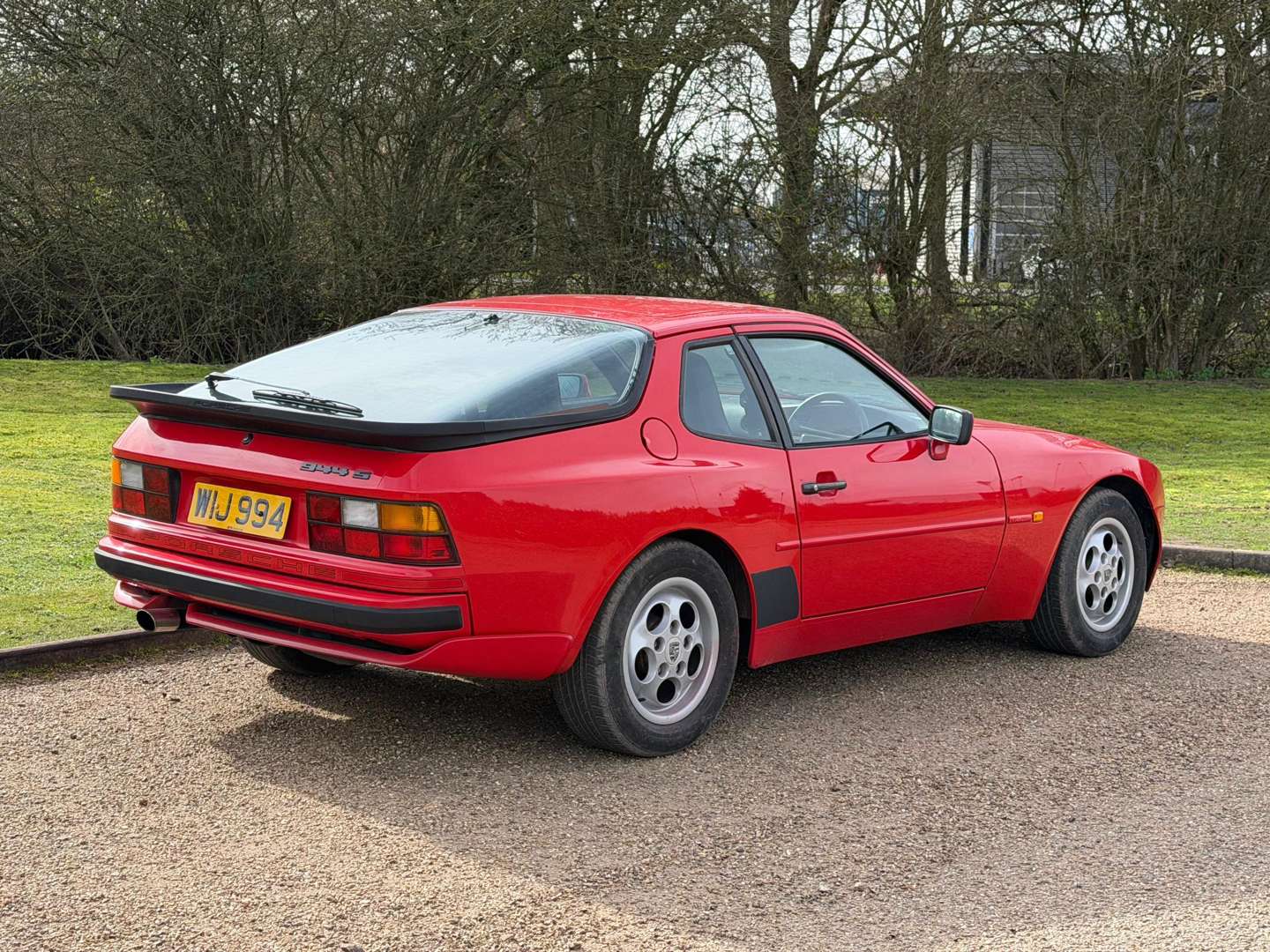 <p>1988 PORSCHE 944S</p>