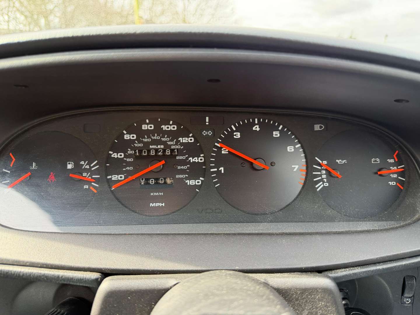 <p>1988 PORSCHE 944S</p>