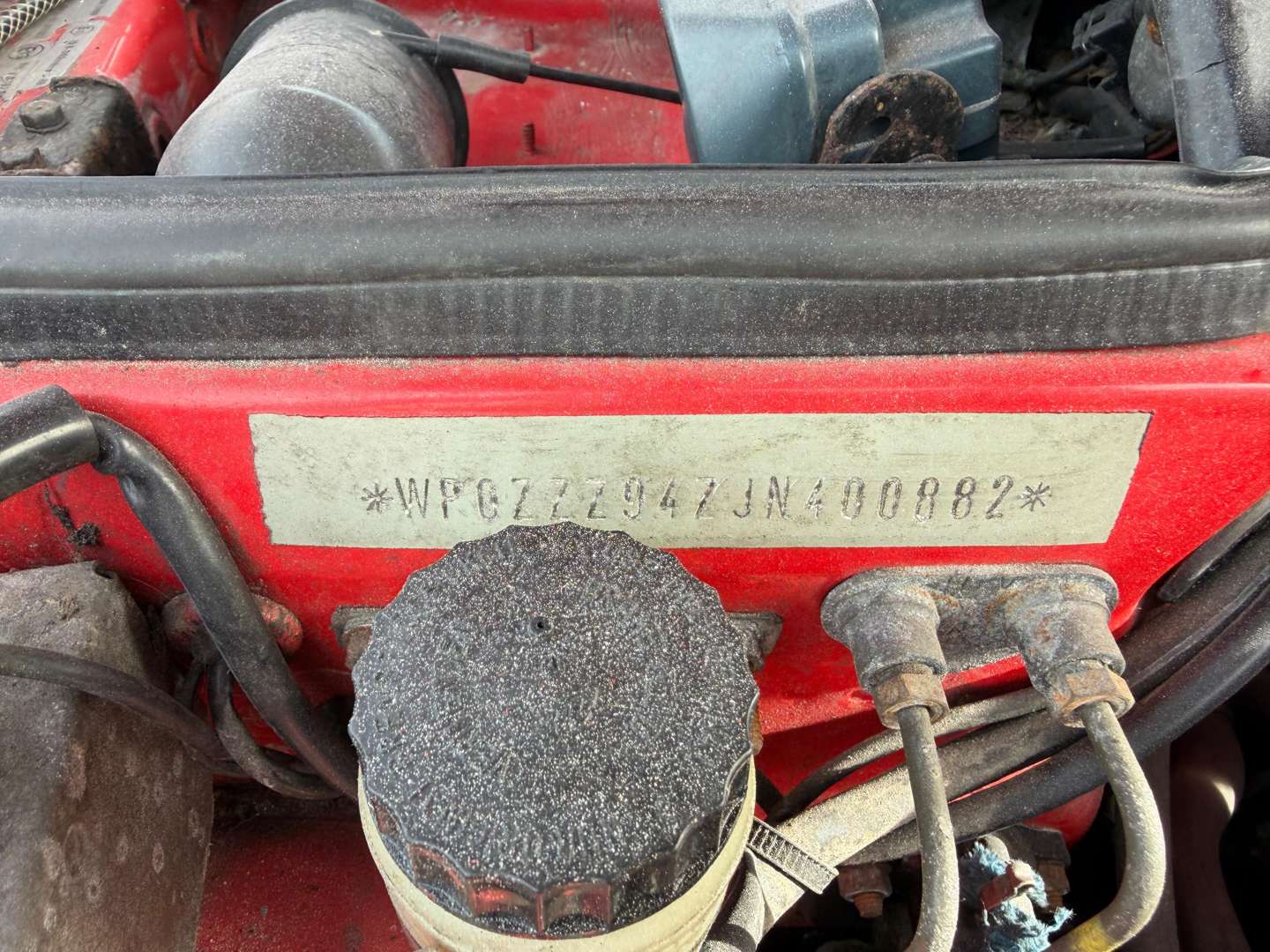 <p>1988 PORSCHE 944S</p>