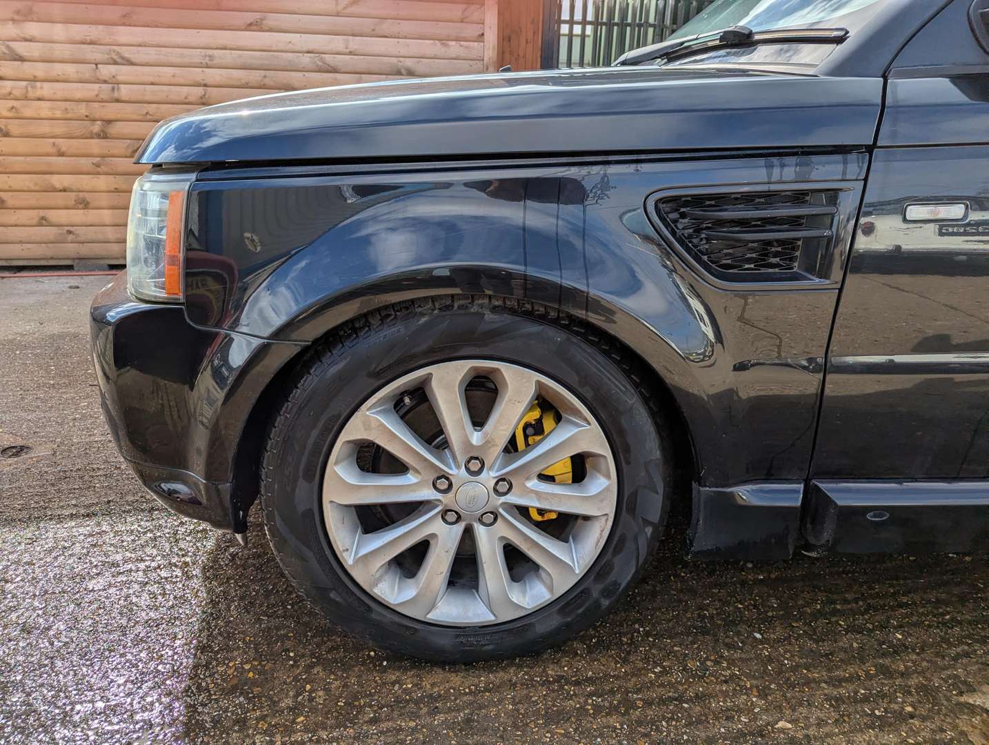 <p>2009 RANGE ROVER SPORT HSE TDV6 AUTO</p>