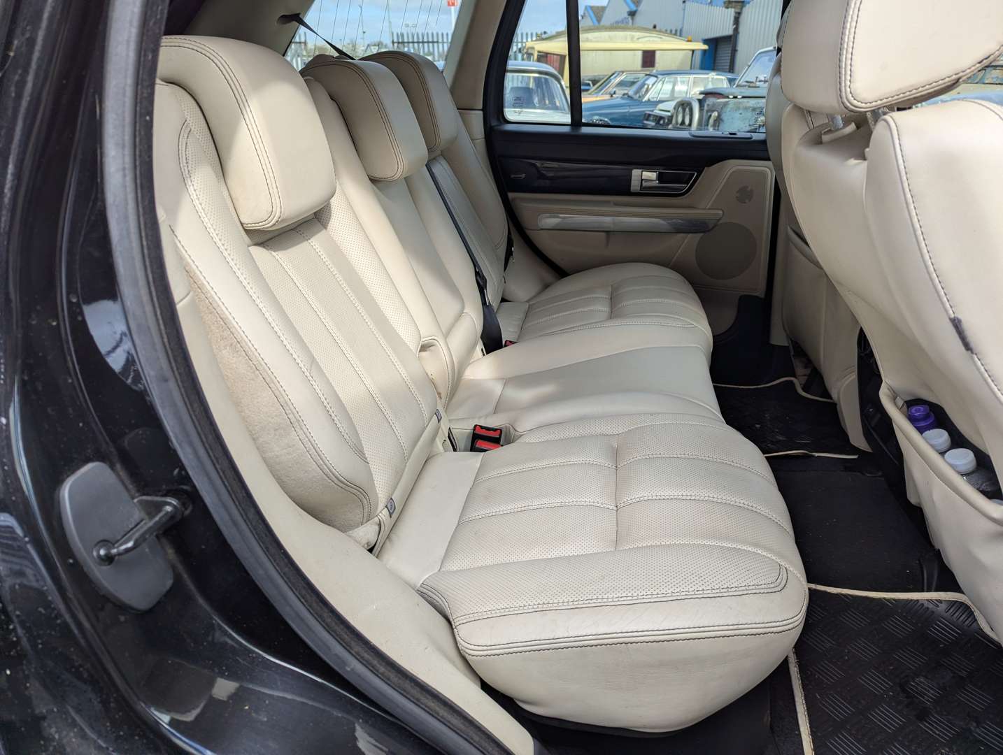 <p>2009 RANGE ROVER SPORT HSE TDV6 AUTO</p>