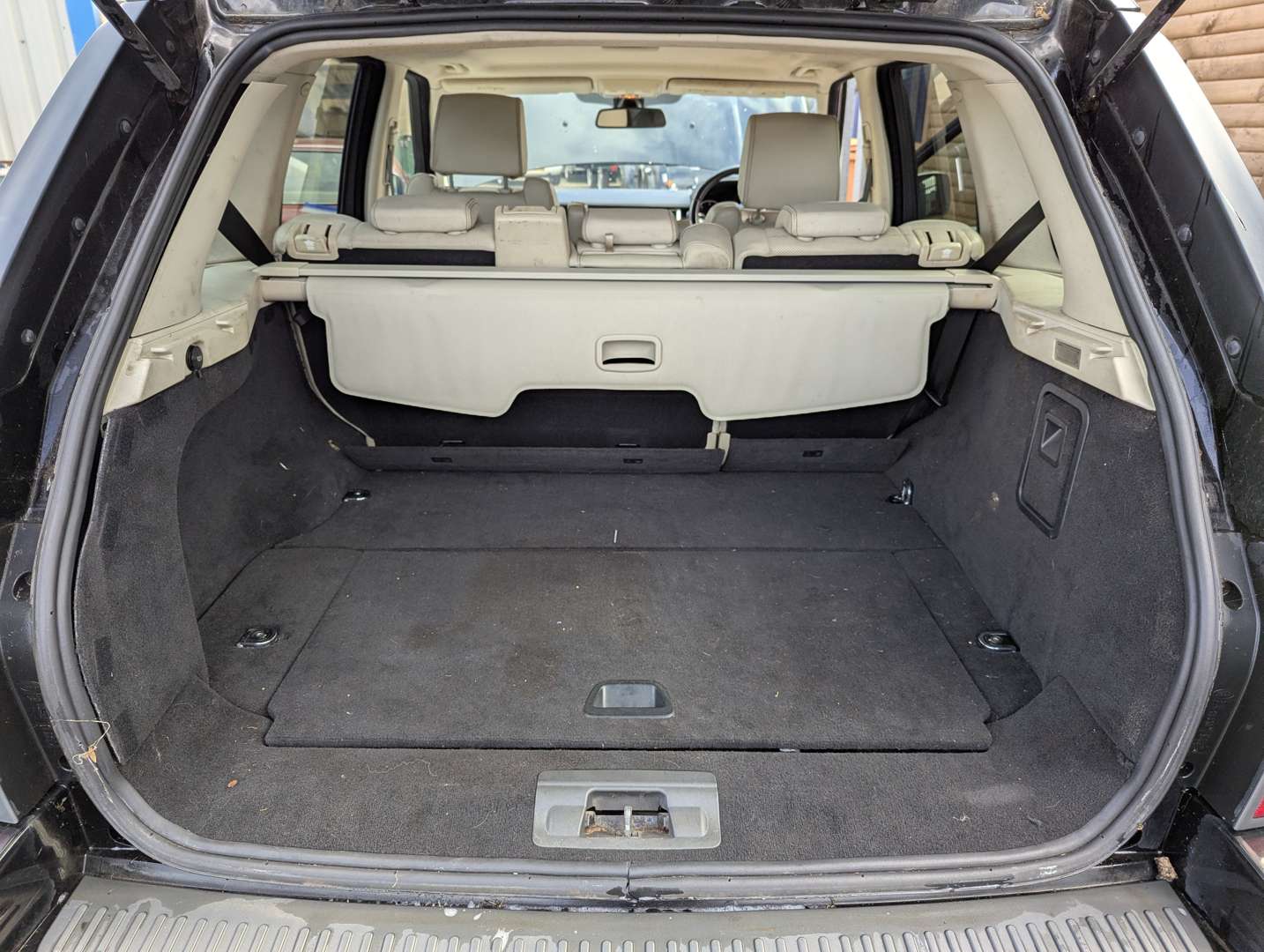 <p>2009 RANGE ROVER SPORT HSE TDV6 AUTO</p>