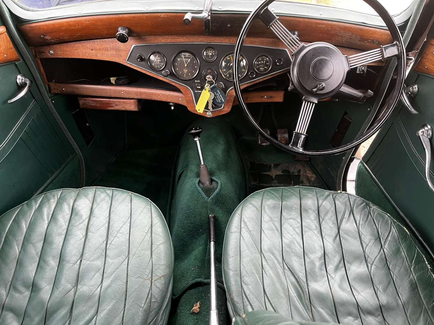 <p>1939 ROVER P2 COUPE</p>