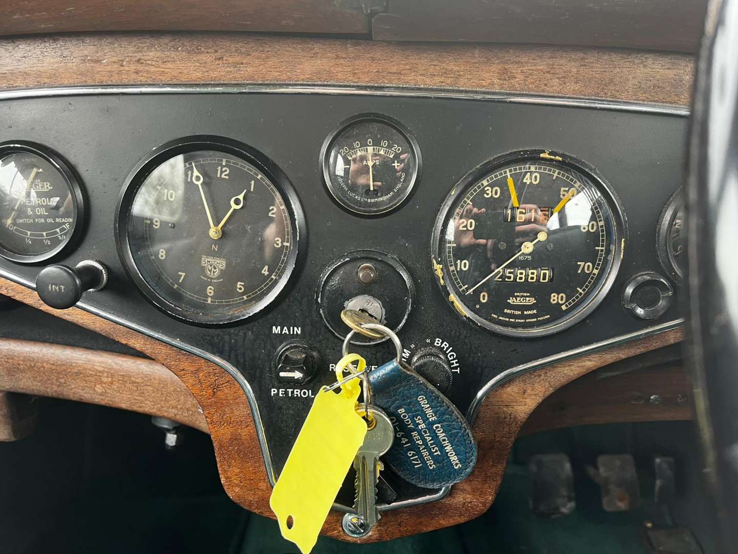 <p>1939 ROVER P2 COUPE</p>