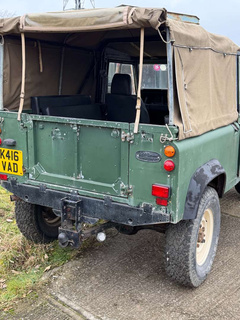 <p>1993 LAND ROVER ‘HYBRID’</p>