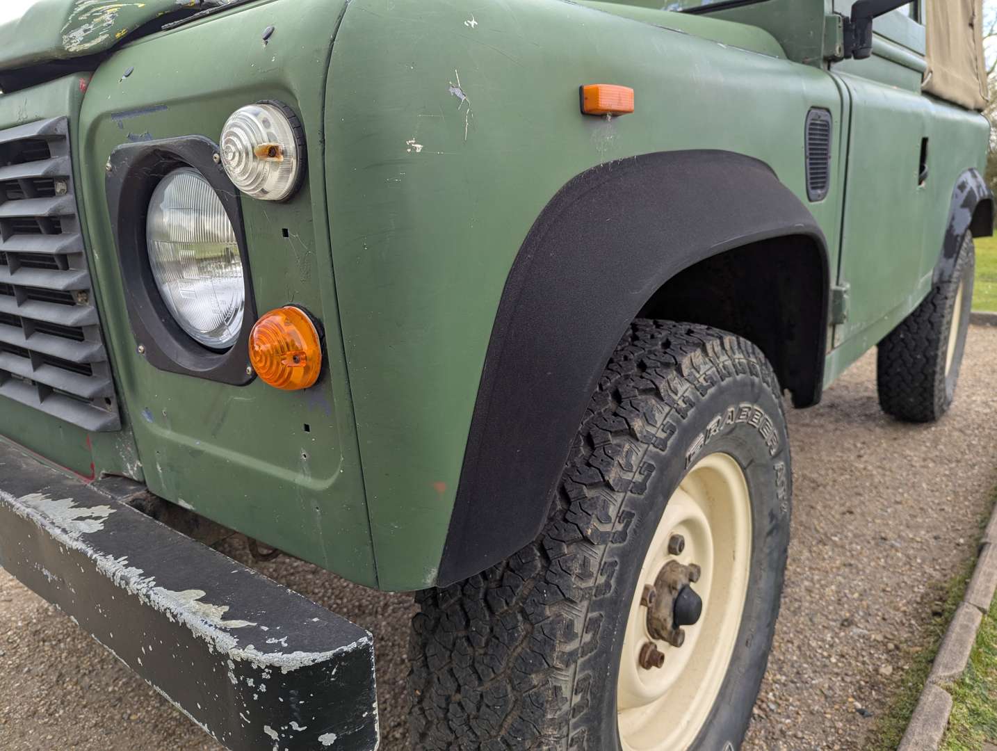 <p>1993 LAND ROVER ‘HYBRID’</p>