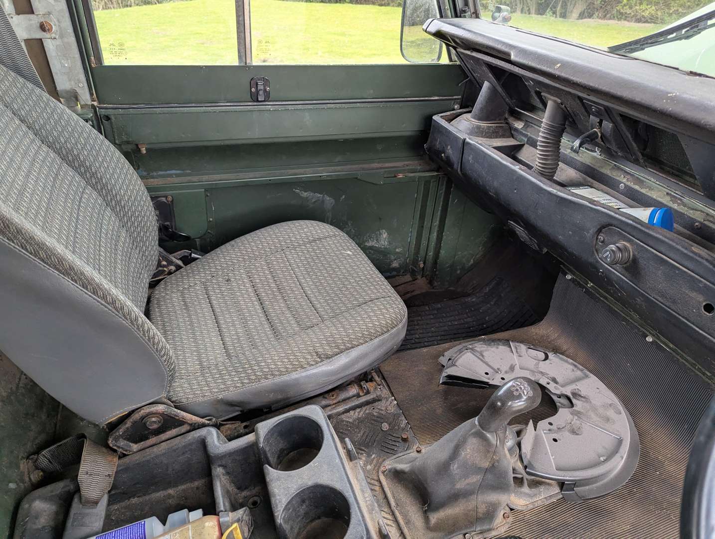 <p>1993 LAND ROVER ‘HYBRID’</p>