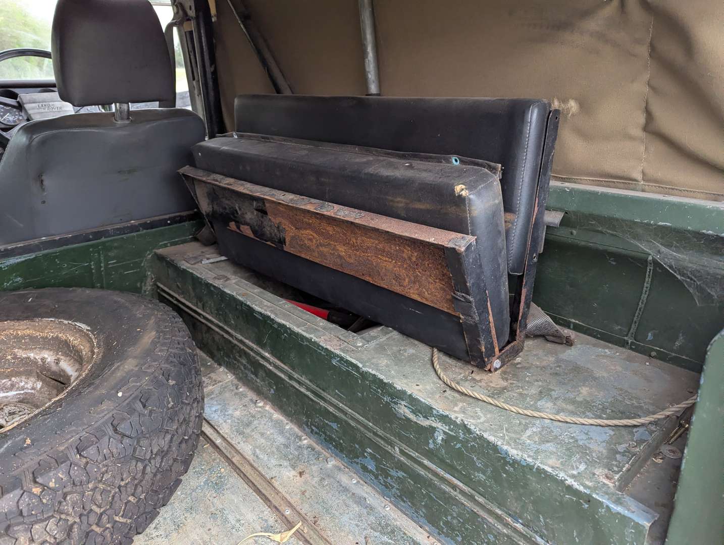 <p>1993 LAND ROVER ‘HYBRID’</p>