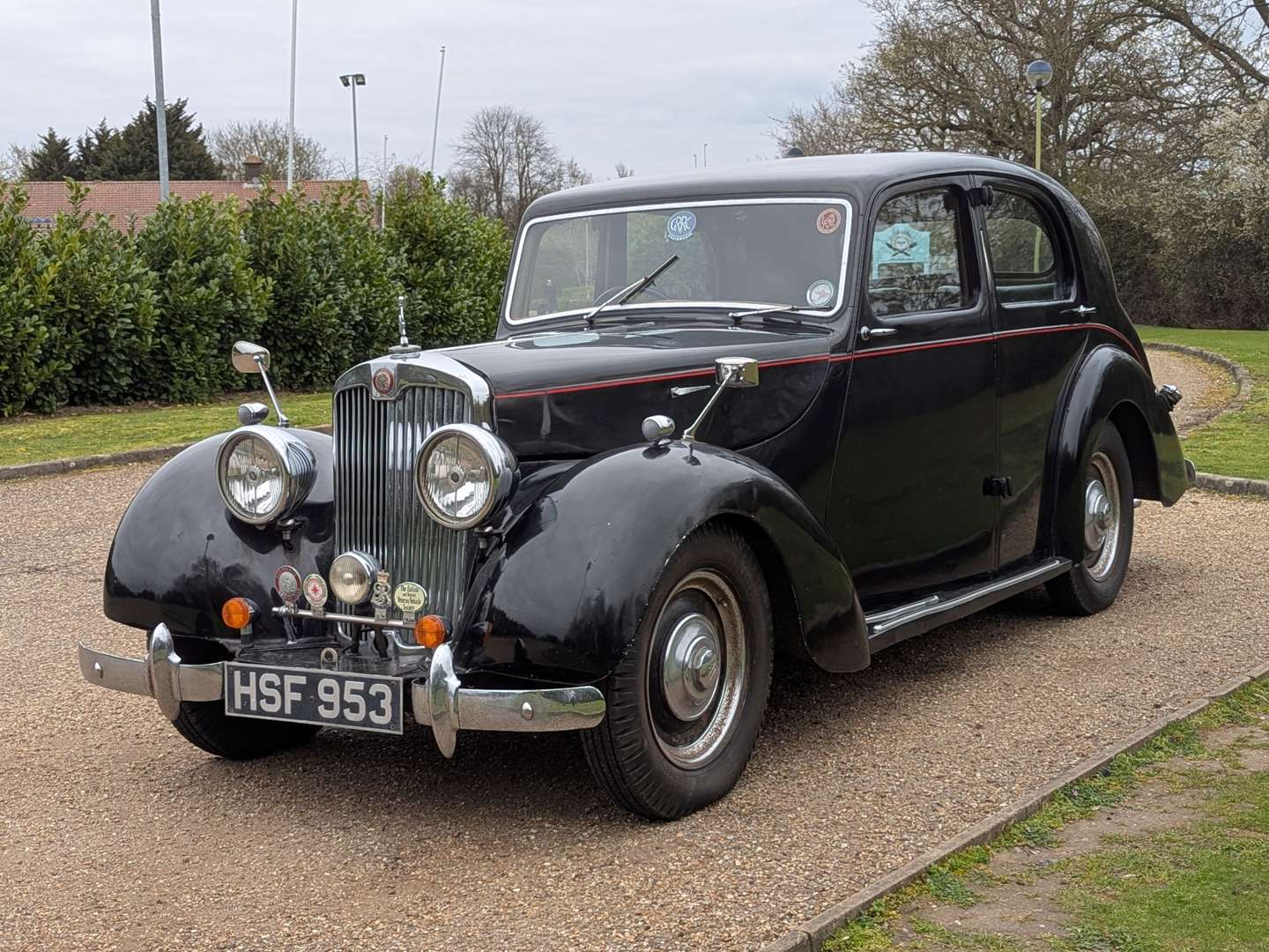 <p>1950 LEA FRANCIS 4-LIGHT SALOON</p>
