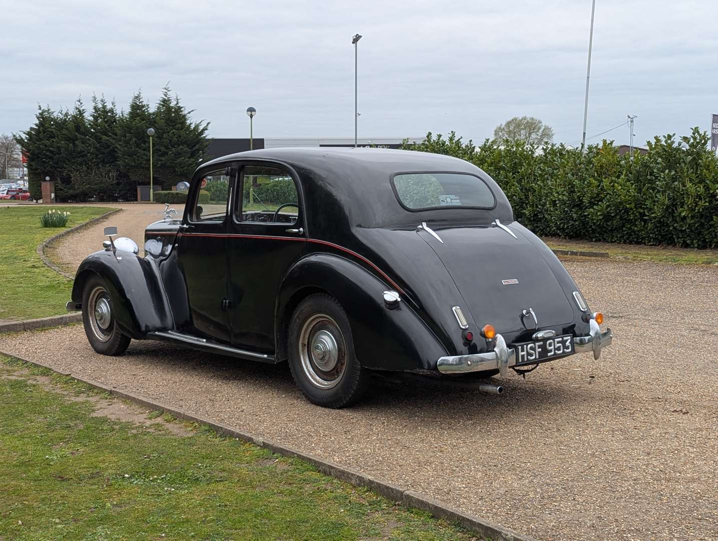 <p>1950 LEA FRANCIS 4-LIGHT SALOON</p>