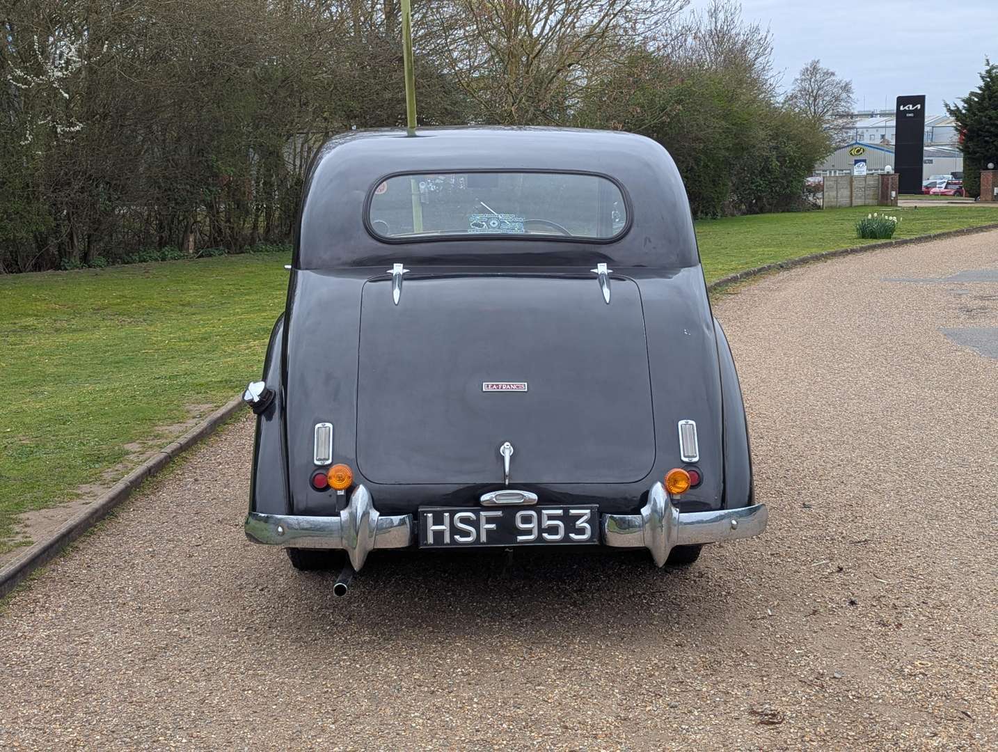 <p>1950 LEA FRANCIS 4-LIGHT SALOON</p>
