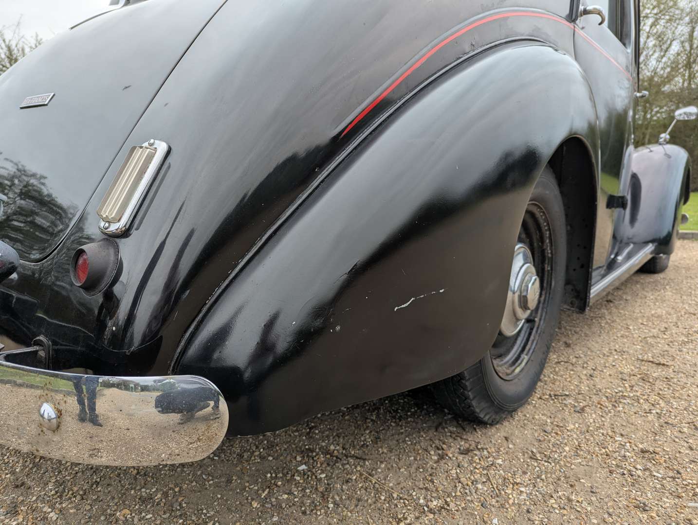 <p>1950 LEA FRANCIS 4-LIGHT SALOON</p>