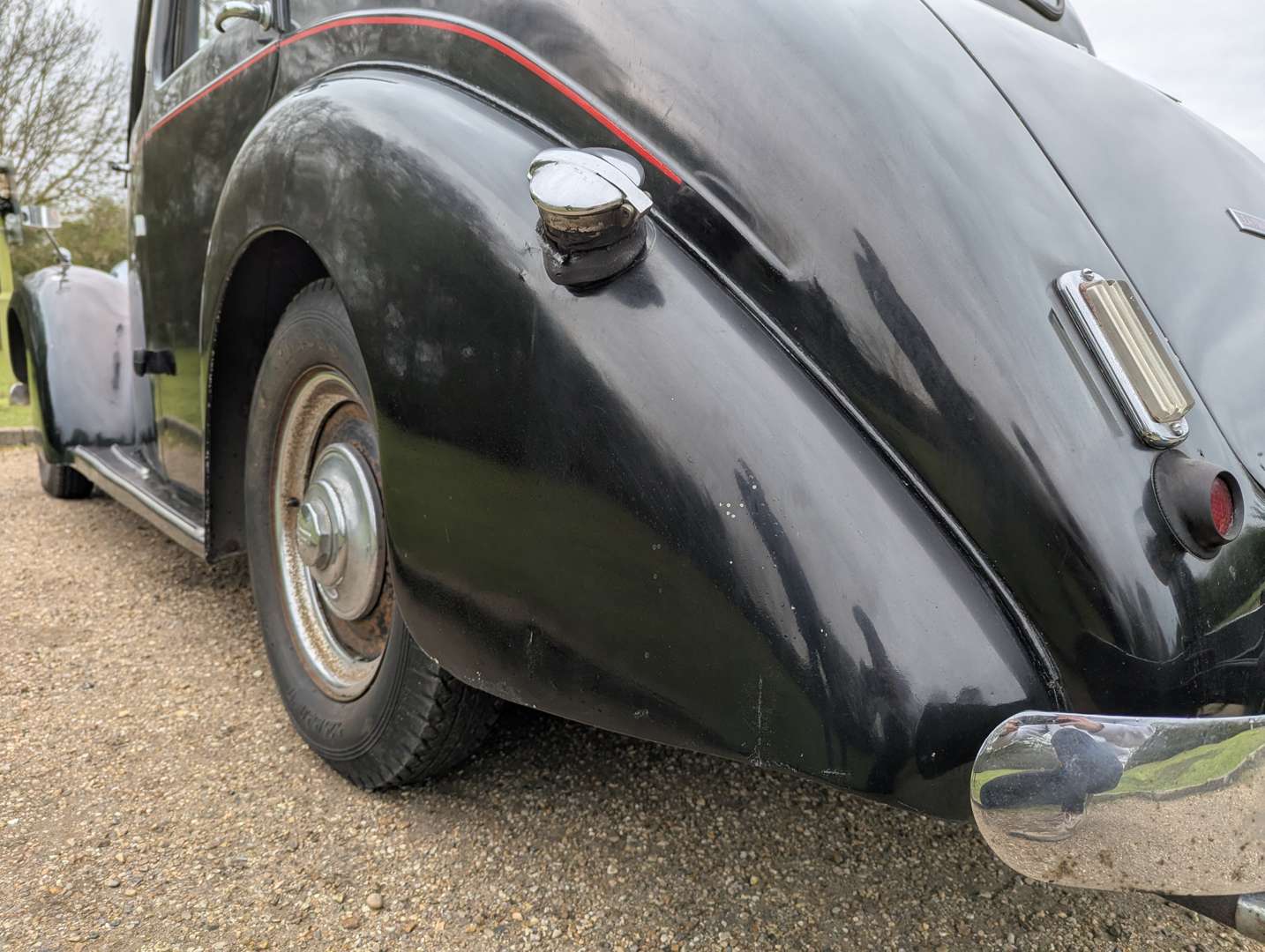 <p>1950 LEA FRANCIS 4-LIGHT SALOON</p>