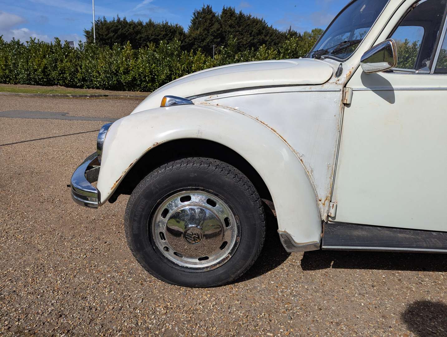 <p>1973 VW BEETLE 1300</p>