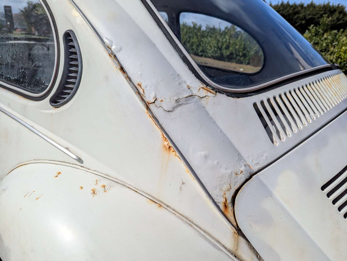 <p>1973 VW BEETLE 1300</p>