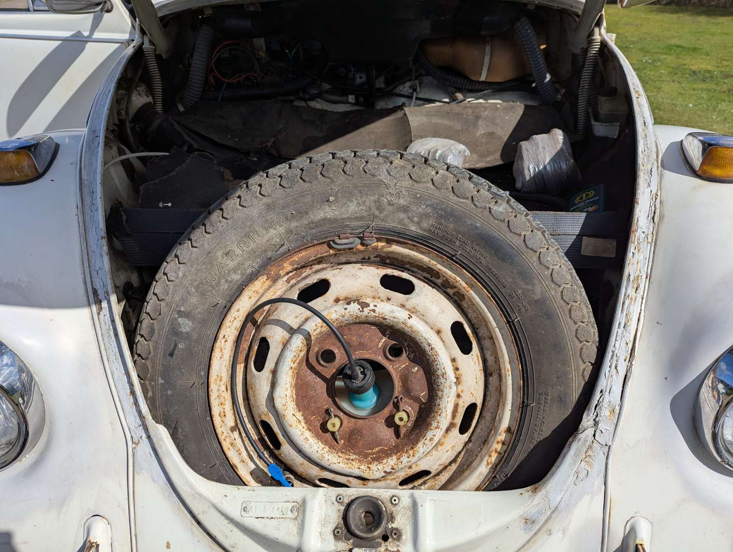 <p>1973 VW BEETLE 1300</p>