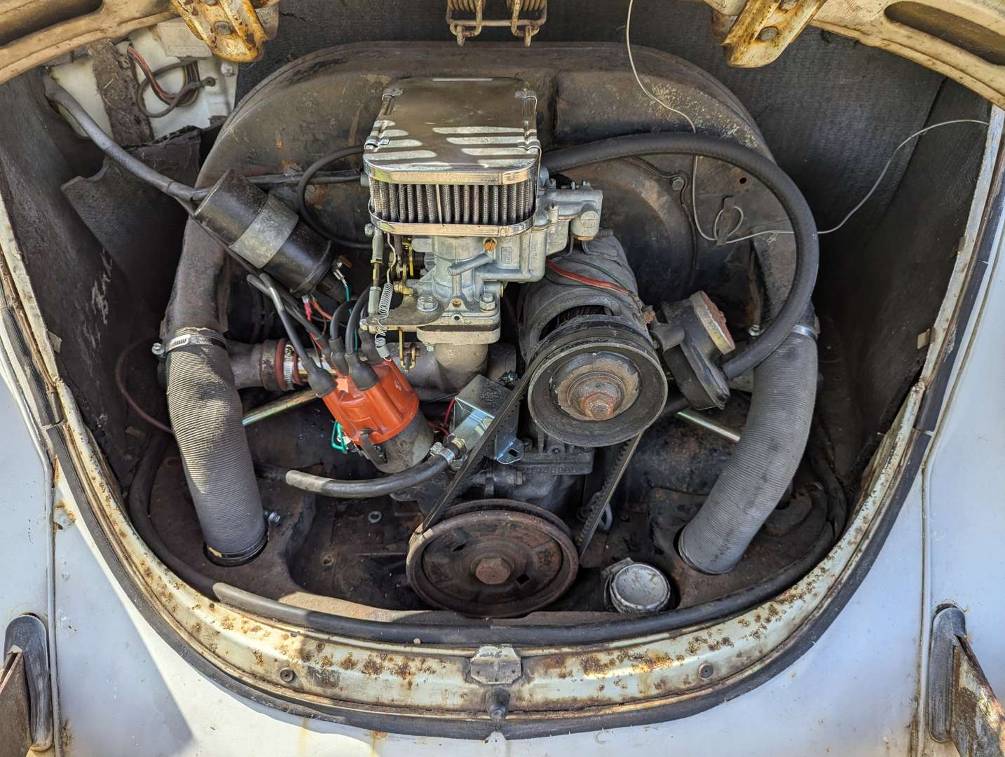 <p>1973 VW BEETLE 1300</p>