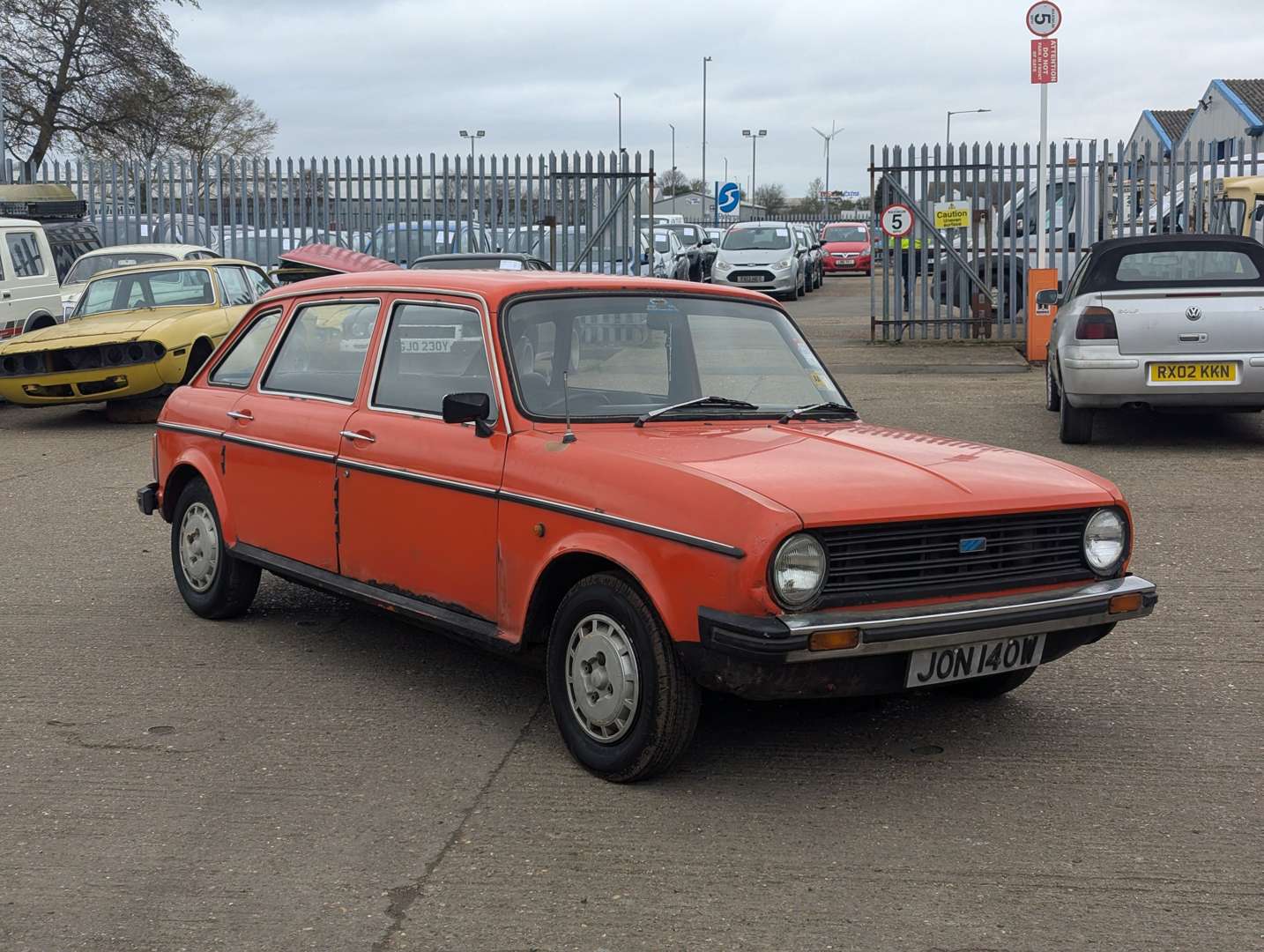<p>1981 AUSTIN MAXI 2</p>