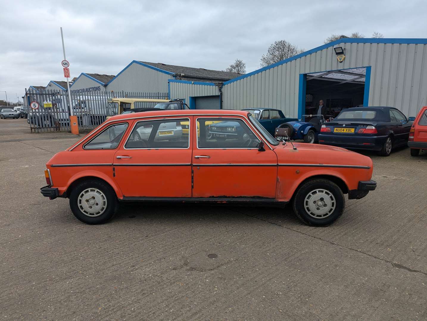 <p>1981 AUSTIN MAXI 2</p>