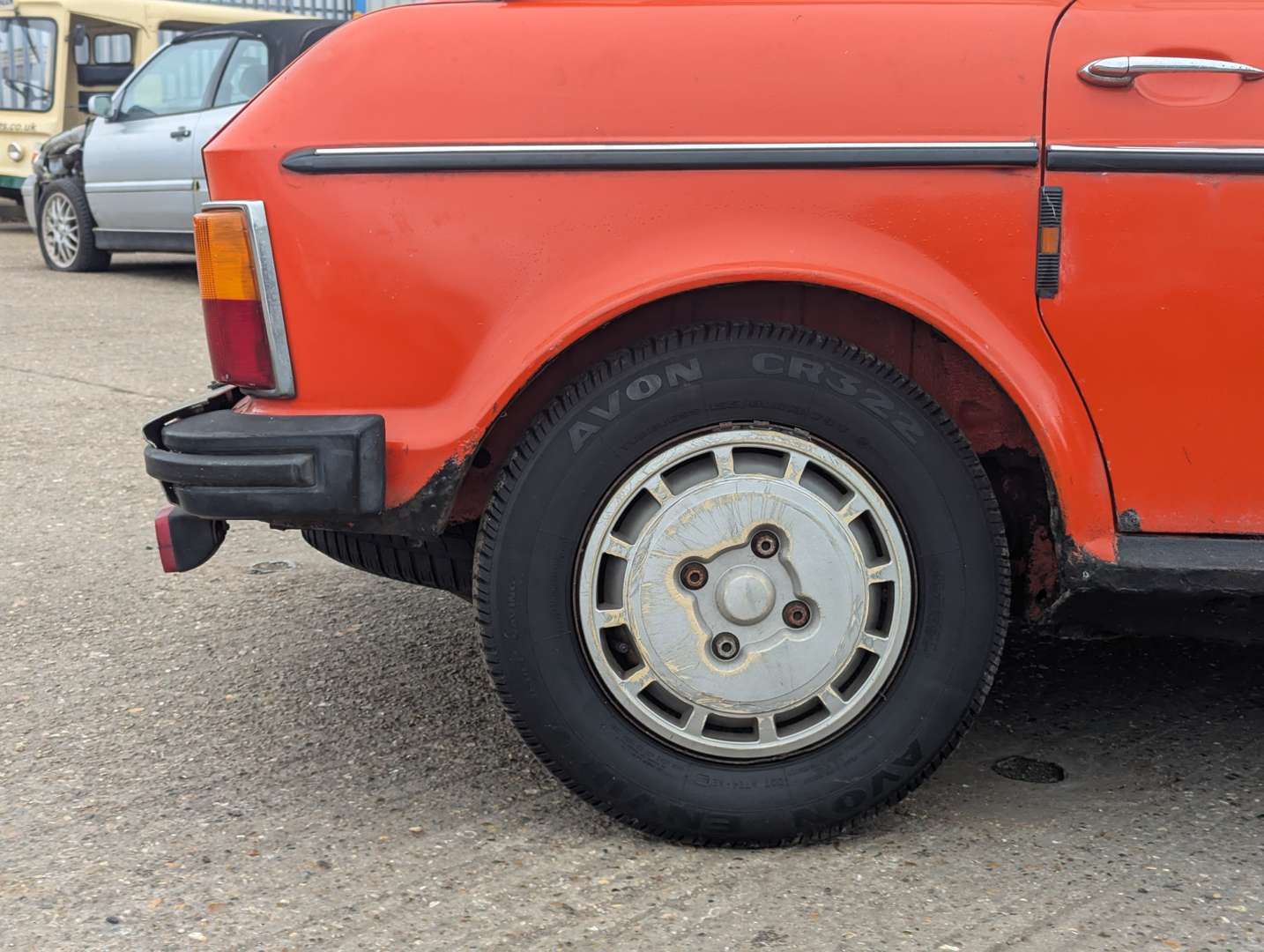 <p>1981 AUSTIN MAXI 2</p>